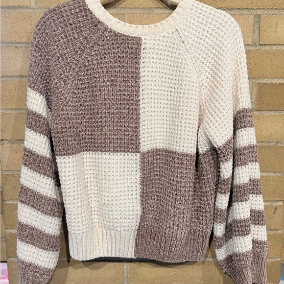 🧶Altar’d State Super Soft Chenille Block-Stripe Sweater – Size L – EUC - Picture 7 of 8